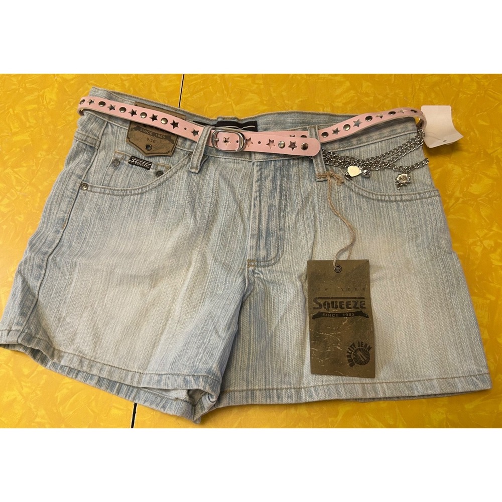 VTG Y2K Squeeze Light Rinse Denim Shorts W/Pink Belt Size 9/10 NWT